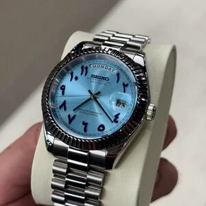 Seiko Mod: Arabic Day Date Ice Blue